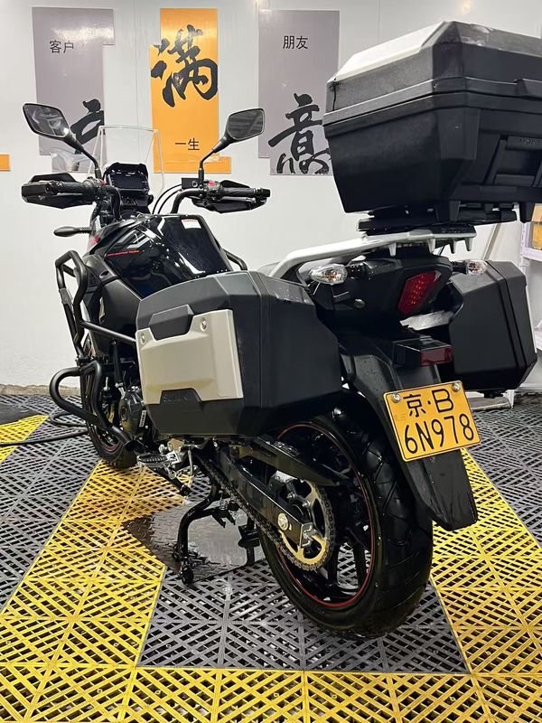 二手豪爵铃木DL250