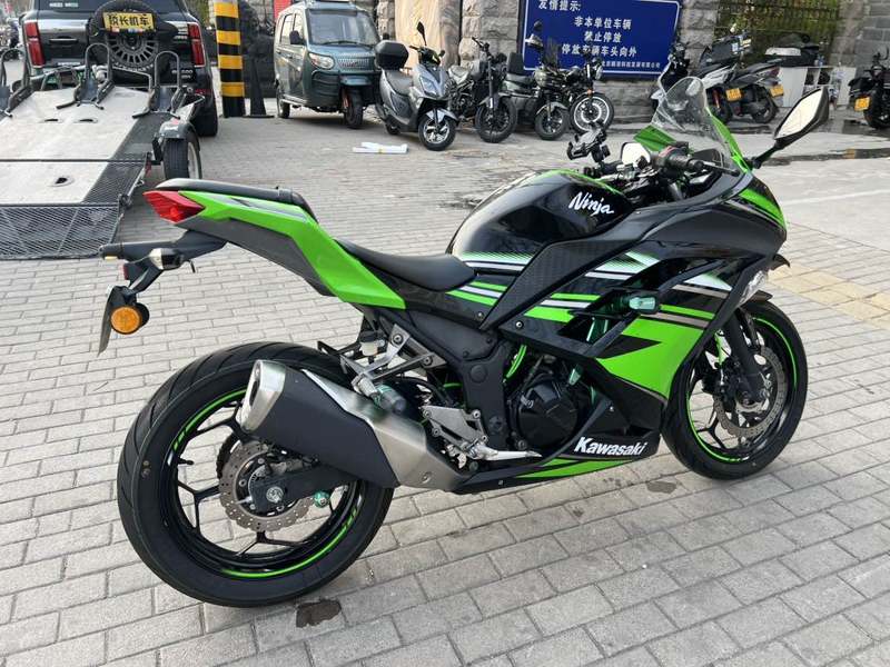二手川崎Ninja 250