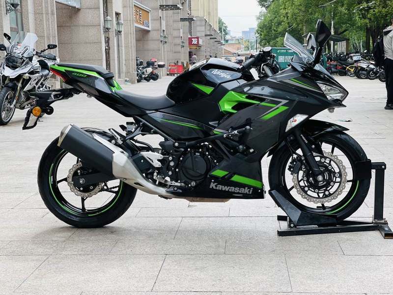 二手川崎Ninja 400