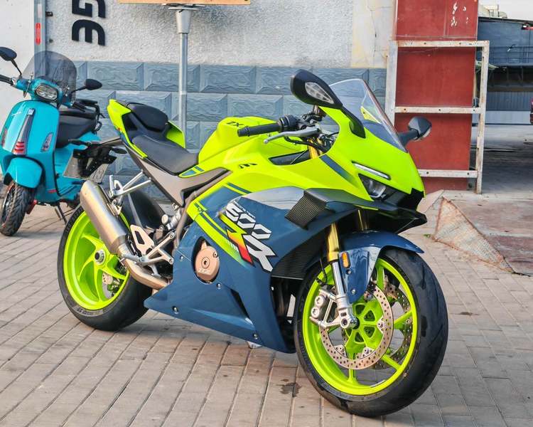 二手张雪机车500RR