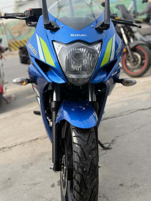 二手济南铃木极客飒 Gixxer 155