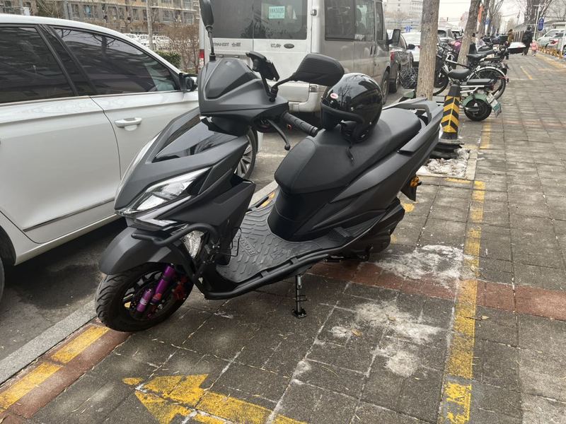 二手新大洲本田裂行 RX125Fi