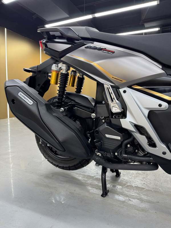 二手QJMOTOR鸿250ADV