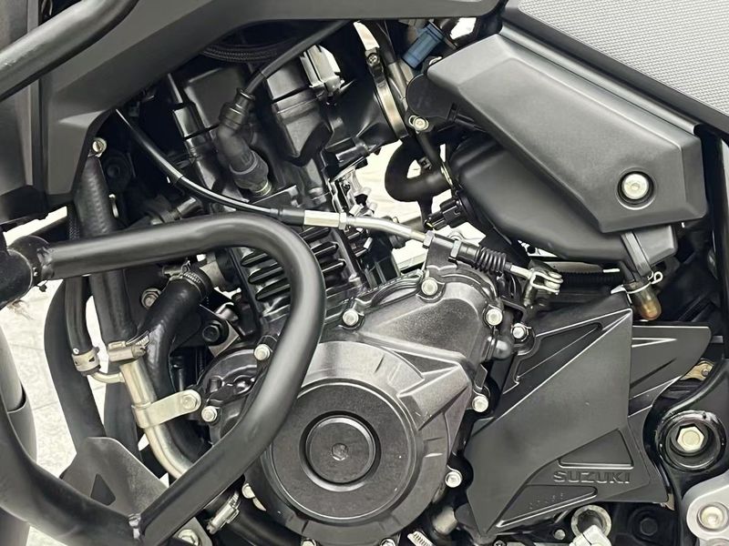 二手豪爵铃木DL250