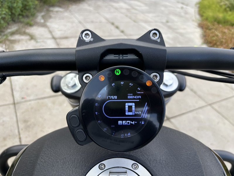 二手奔达Rock300 灰石