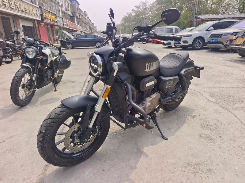二手QJMOTOR闪300