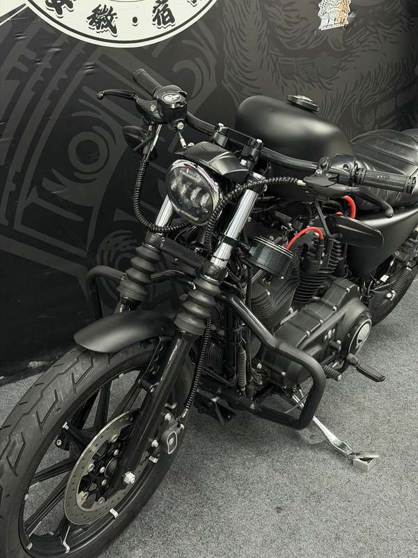 二手哈雷戴维森Iron883 硬汉
