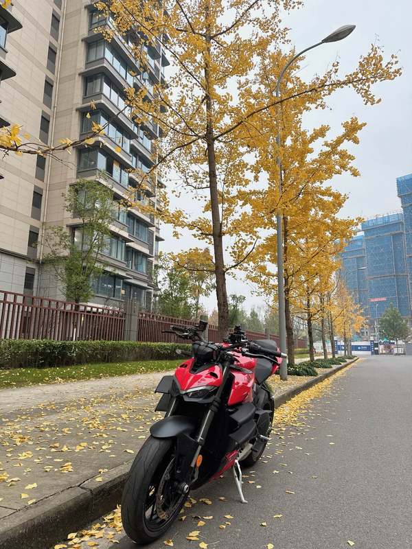 二手杜卡迪Street Fighter V4