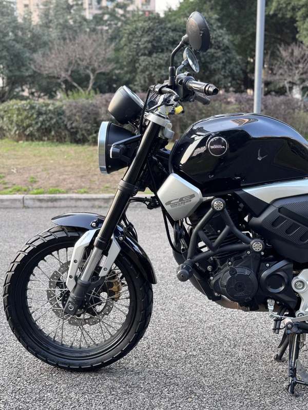 二手五羊本田鸷道 CB190SS