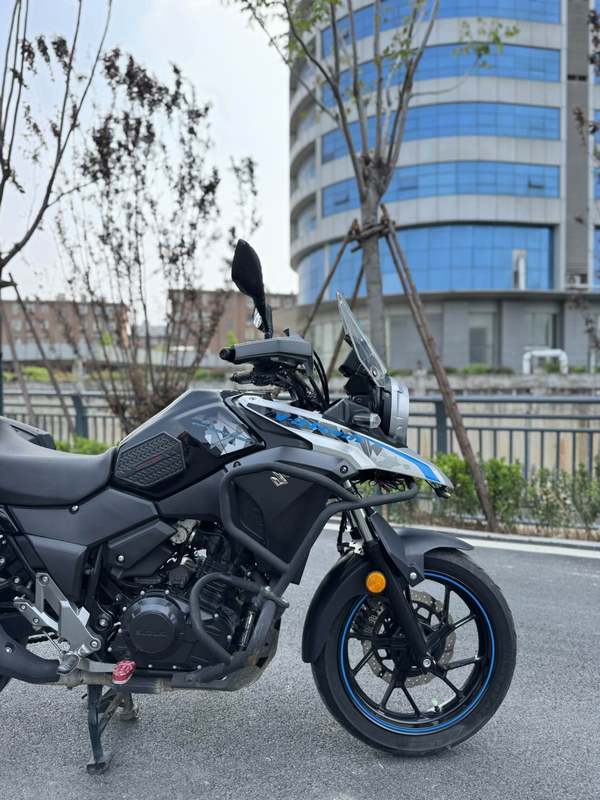 二手豪爵铃木DL250