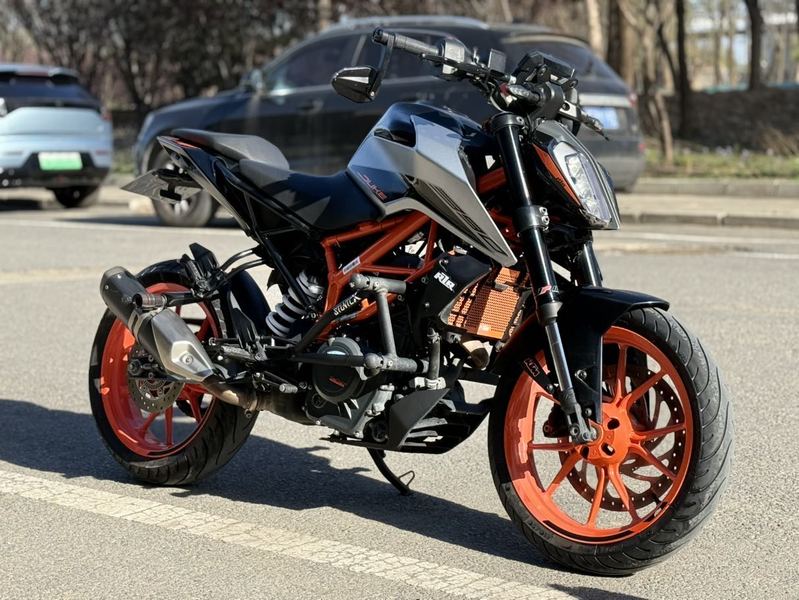 二手KTMR2R390 Duke