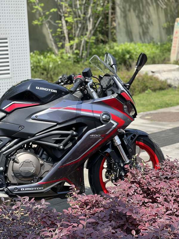 二手QJMOTOR赛400