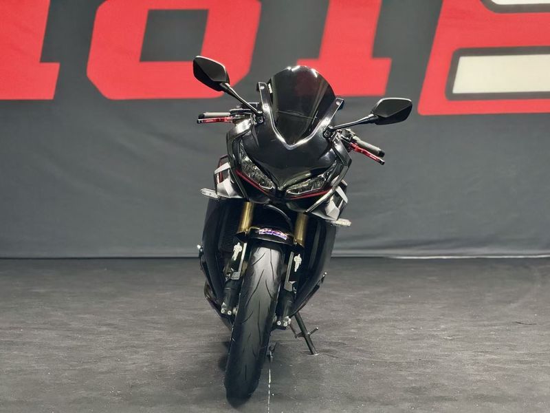 二手本田CBR650R
