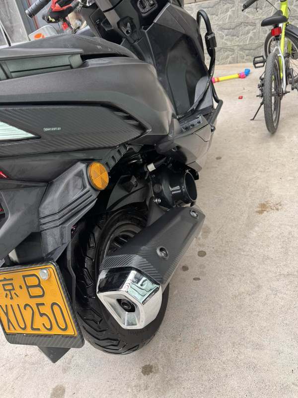 二手新大洲本田裂行 RX125Fi