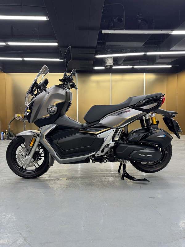 二手QJMOTOR鸿250ADV