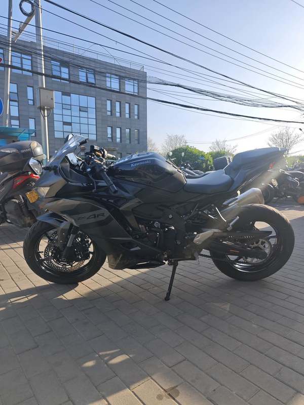 二手川崎ZX-4R