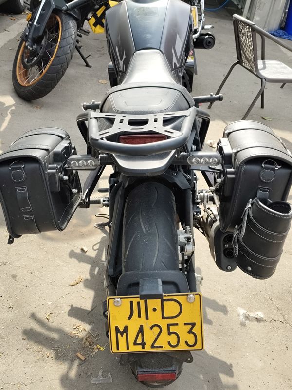 二手贝纳利幼狮 Leoncino 250