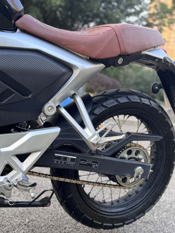 二手五羊本田鸷道 CB190SS