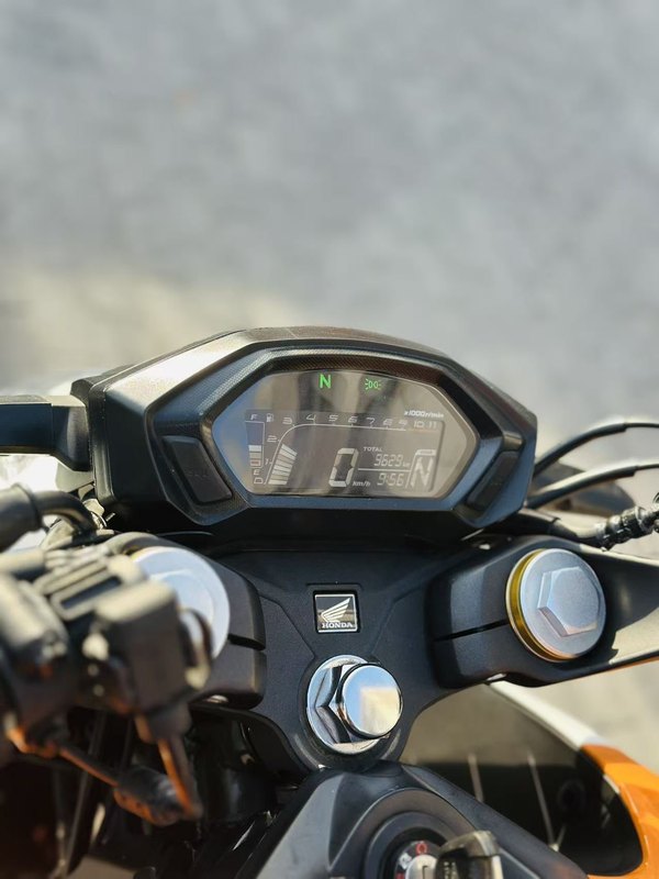 二手五羊本田CB190R 暴锋眼