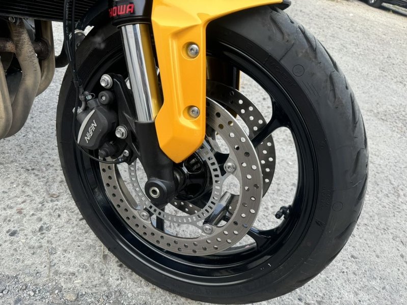 二手凯旋Trident 660