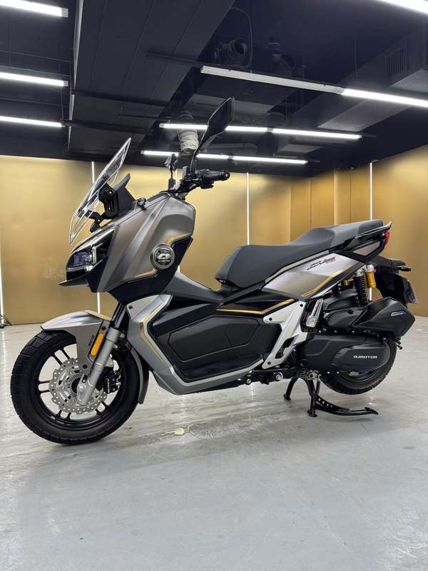 二手QJMOTOR鸿250ADV