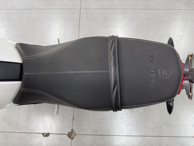 二手春风ST狒狒