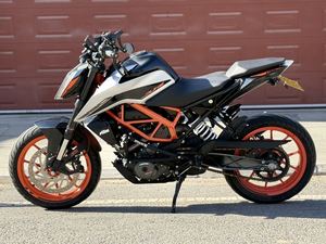 二手KTMR2R390 Duke