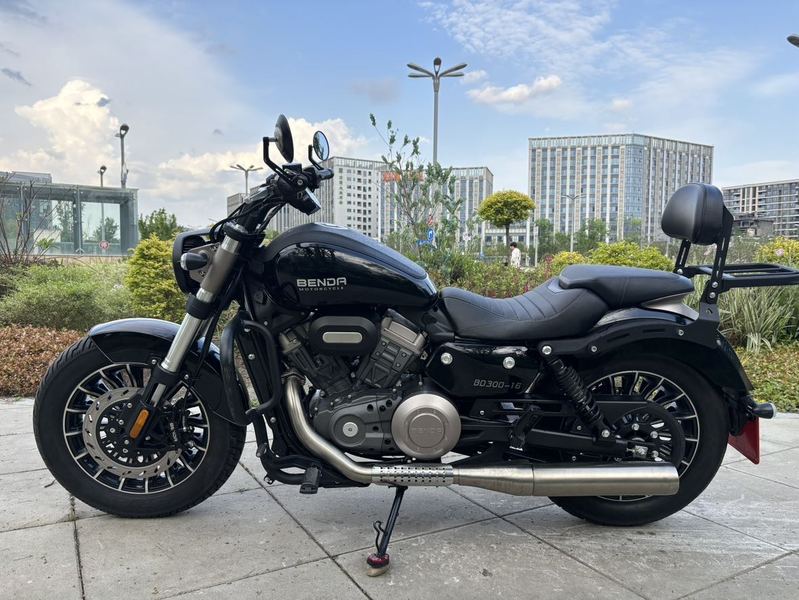 二手奔达Rock300 灰石