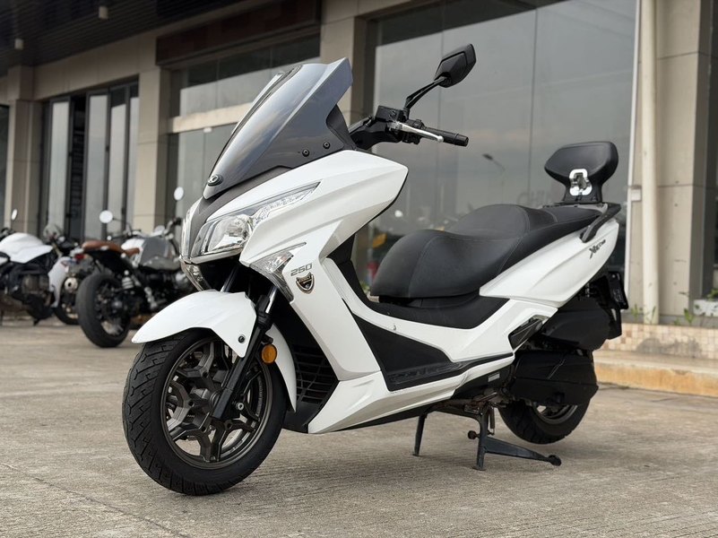 二手光阳赛艇 250