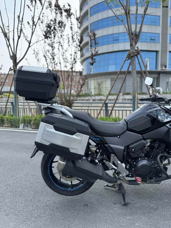 二手豪爵铃木DL250