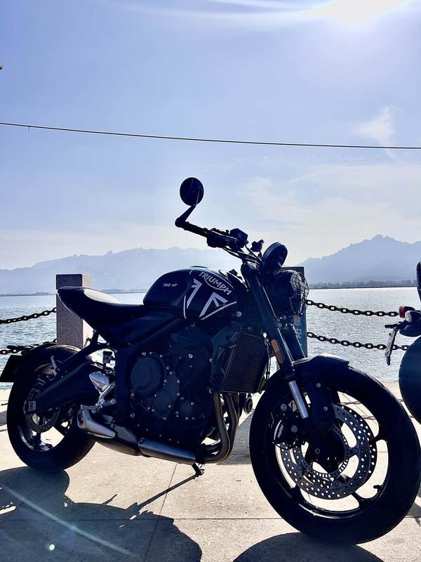 二手凯旋Trident 660