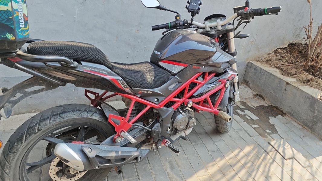 二手贝纳利红宝龙 TNT150i