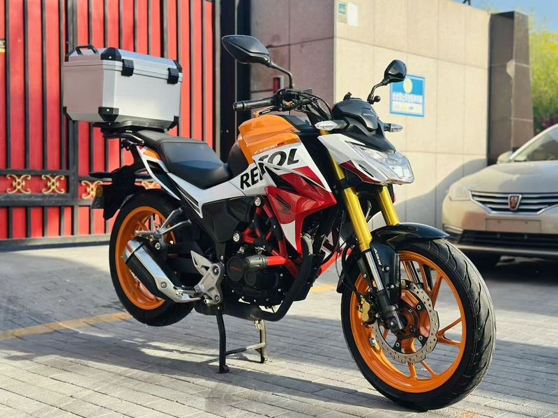 二手五羊本田CB190R 暴锋眼