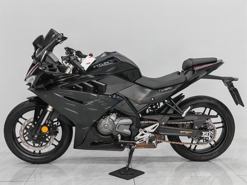 二手赛科龙RC250