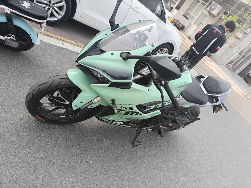 二手QJMOTOR赛250
