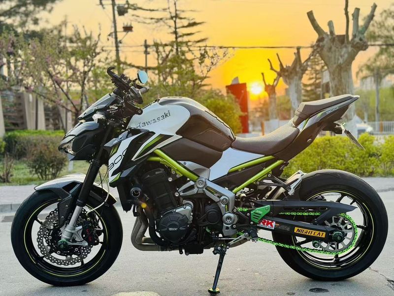 二手川崎Z900