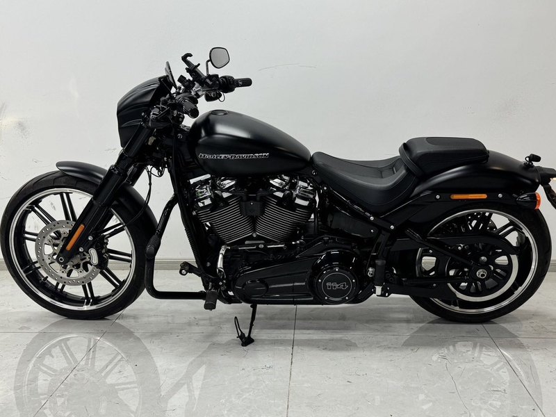 二手哈雷戴维森突破者 Breakout