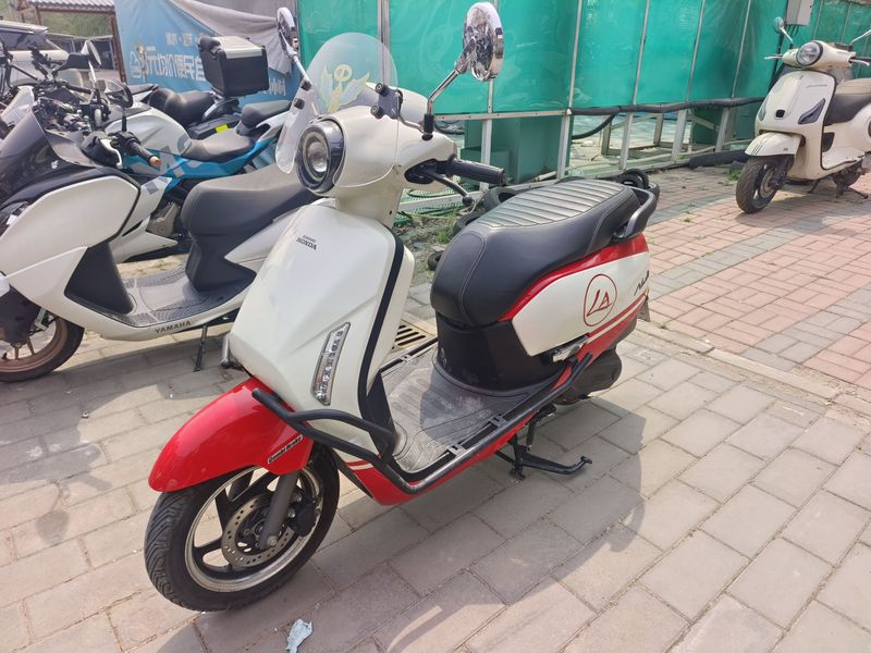 二手新大洲本田NS125LA