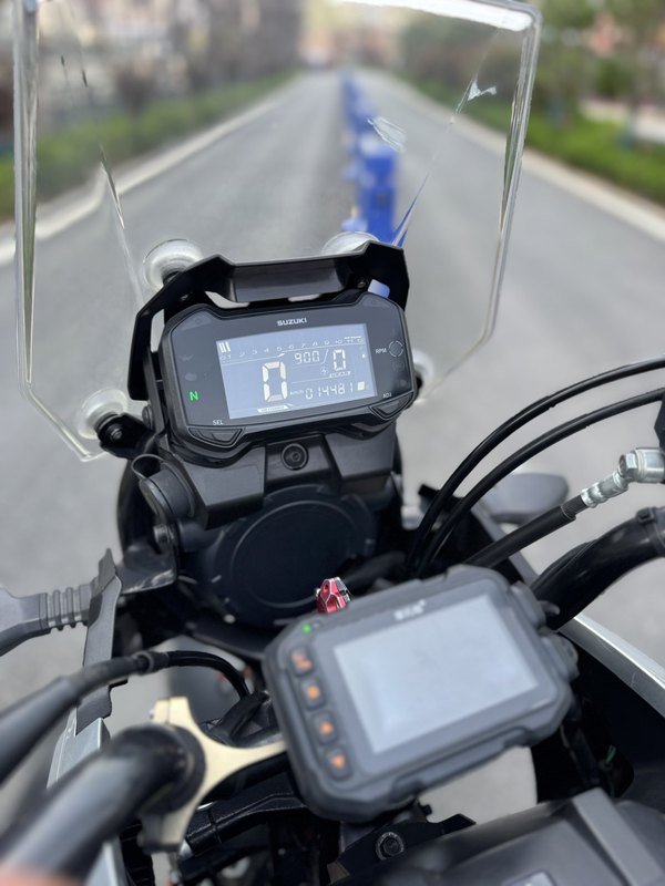 二手豪爵铃木DL250