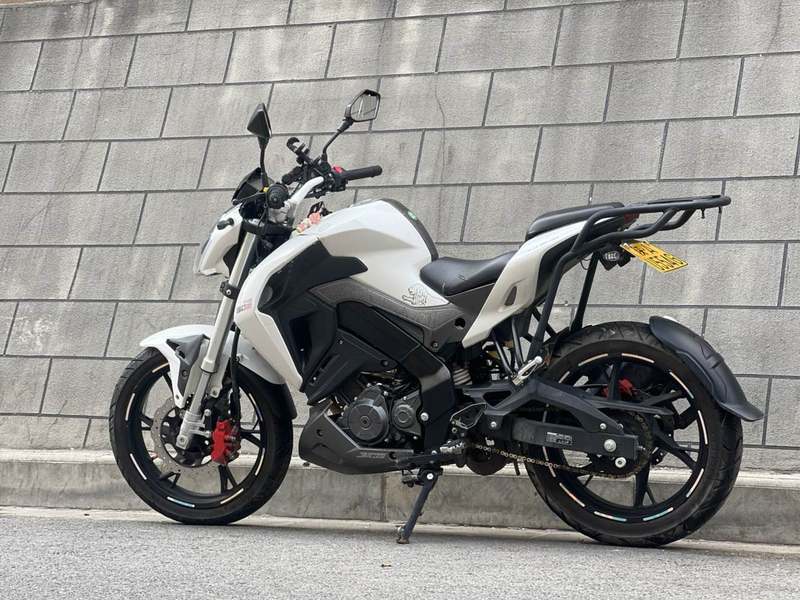 二手贝纳利小迅龙 BN150S