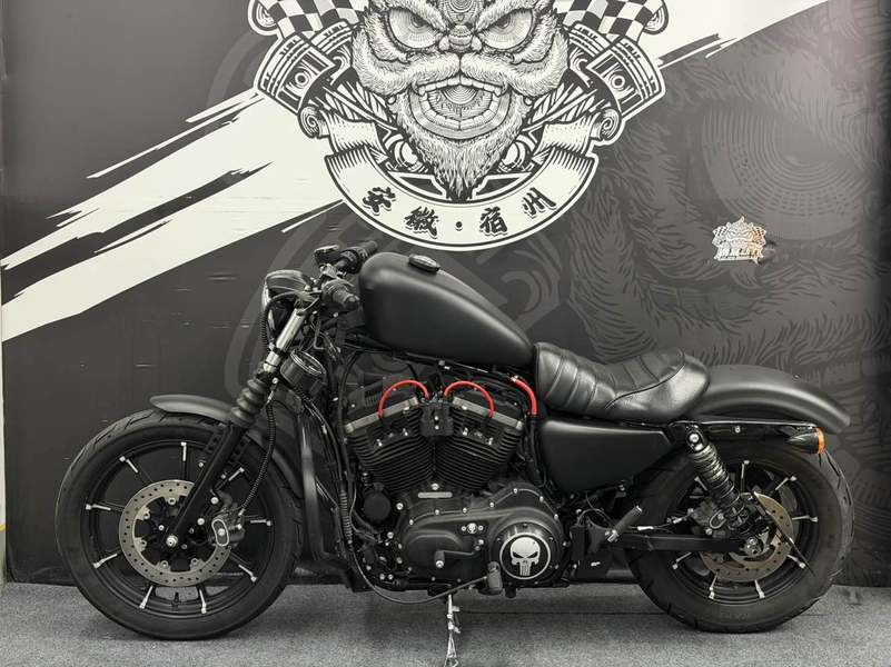 二手哈雷戴维森Iron883 硬汉