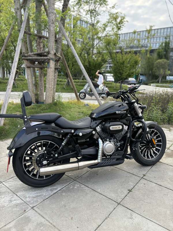 二手奔达Rock300 灰石