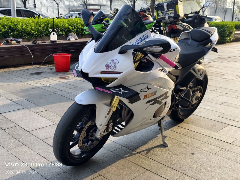 二手张雪机车500RR