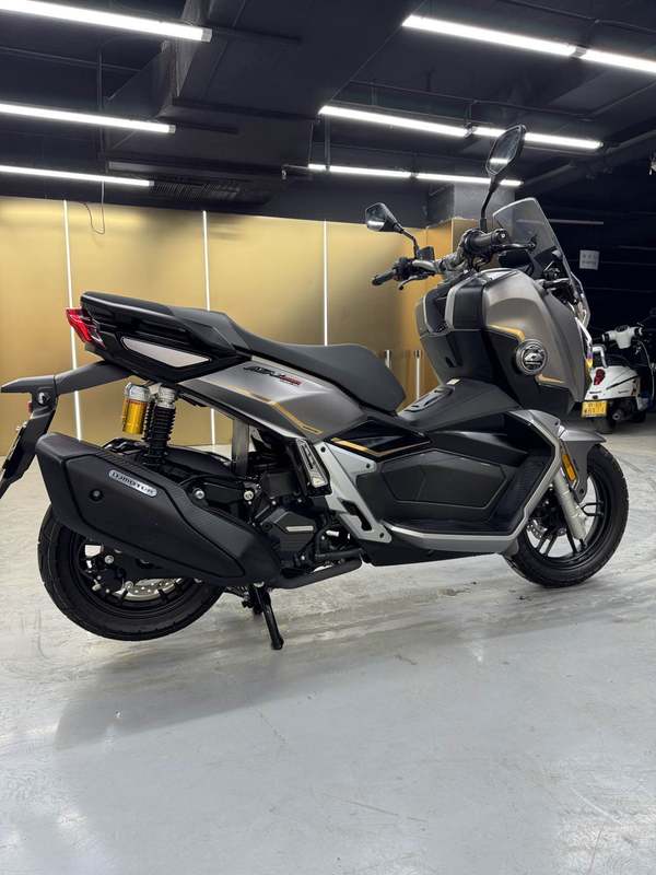 二手QJMOTOR鸿250ADV