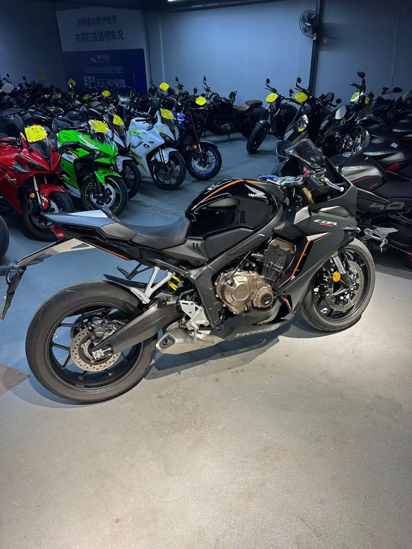 二手本田CBR650R