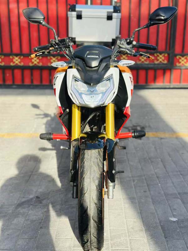 二手五羊本田CB190R 暴锋眼