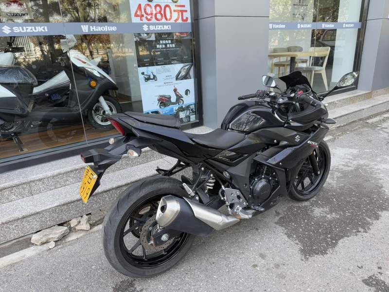 二手豪爵铃木GSX250R