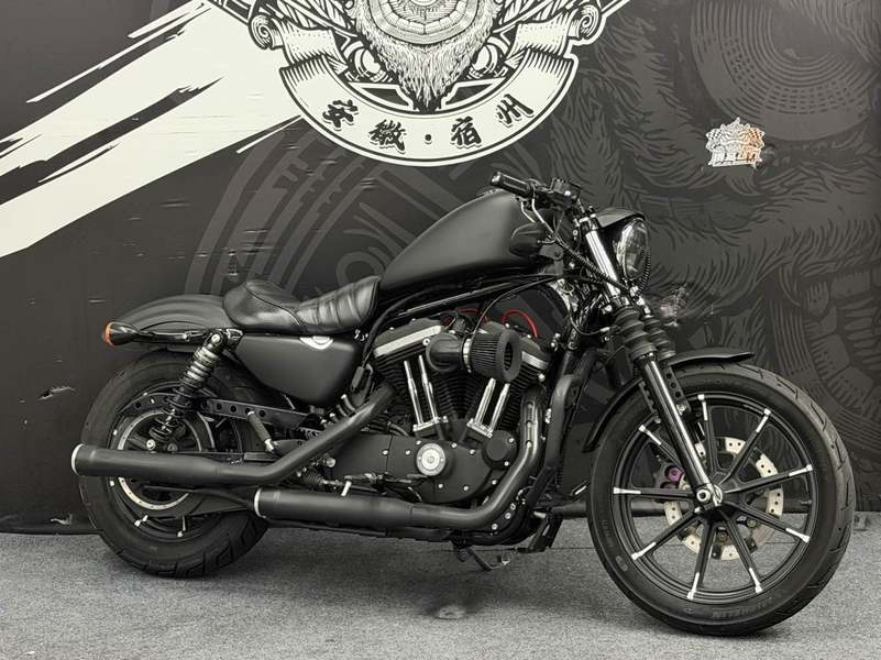 二手哈雷戴维森Iron883 硬汉