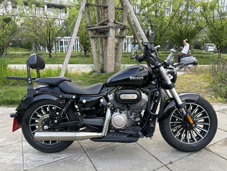 二手奔达Rock300 灰石