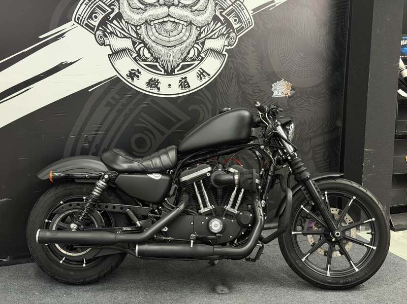 二手哈雷戴维森Iron883 硬汉